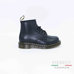 I22---drmartens---101 YSSMOOTHNERO_1_P.JPG