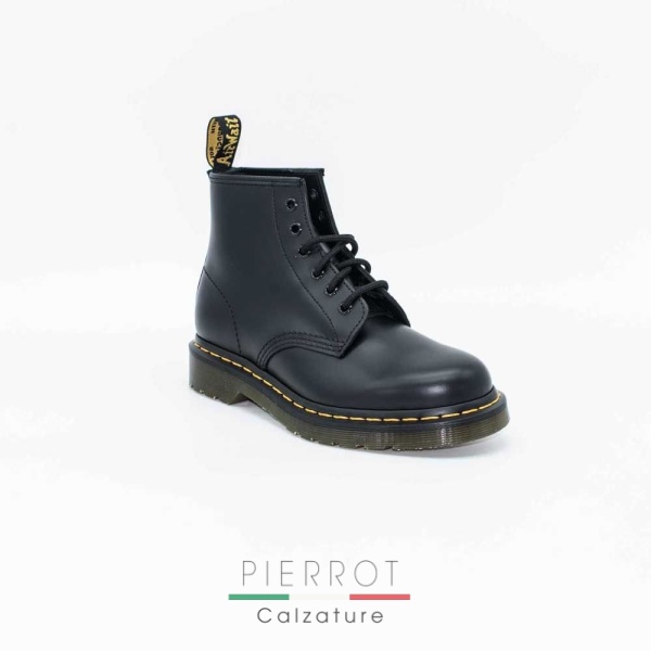 I22---drmartens---101 YSSMOOTHNERO_2_P.JPG