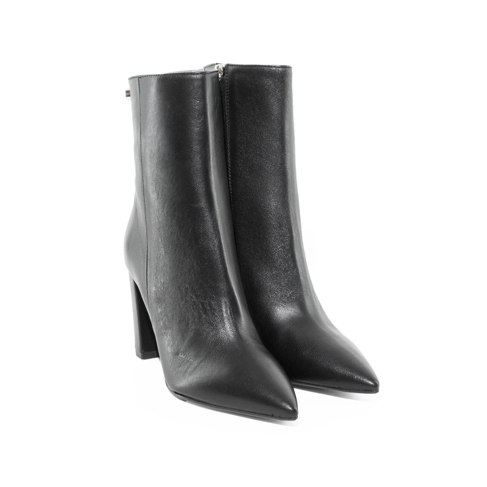 I23---pierrot---M1600N NERONERO.JPG I23---pierrot---M1600N NERONERO.JPG