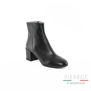 I23---pierrot---M1700N NERONERO_2_P.JPG