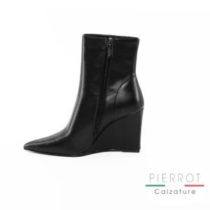 I23---steve madden---SERBIA BLACKNERO_3_P.JPG
