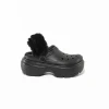 I23---crocs---208546 NERONERO_1_P.JPG