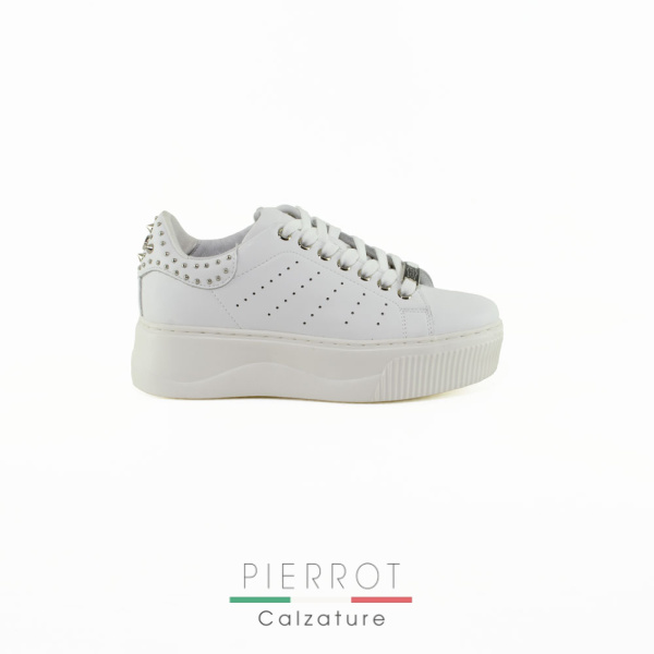 E24---cult---PERRY 4236BIANCO_1_P.JPG