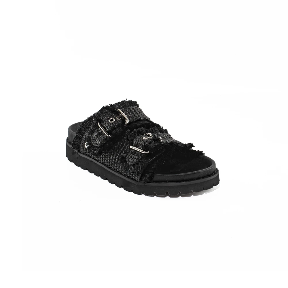 E24---cult---LIZZO 4250NERO_2_P.JPG E24---cult---LIZZO 4250NERO_2_P.JPG