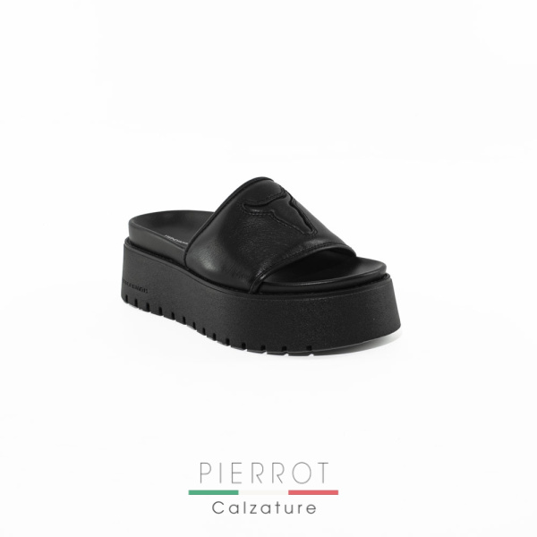 E24---windsor smith---TREATSBLACK_2_P.JPG