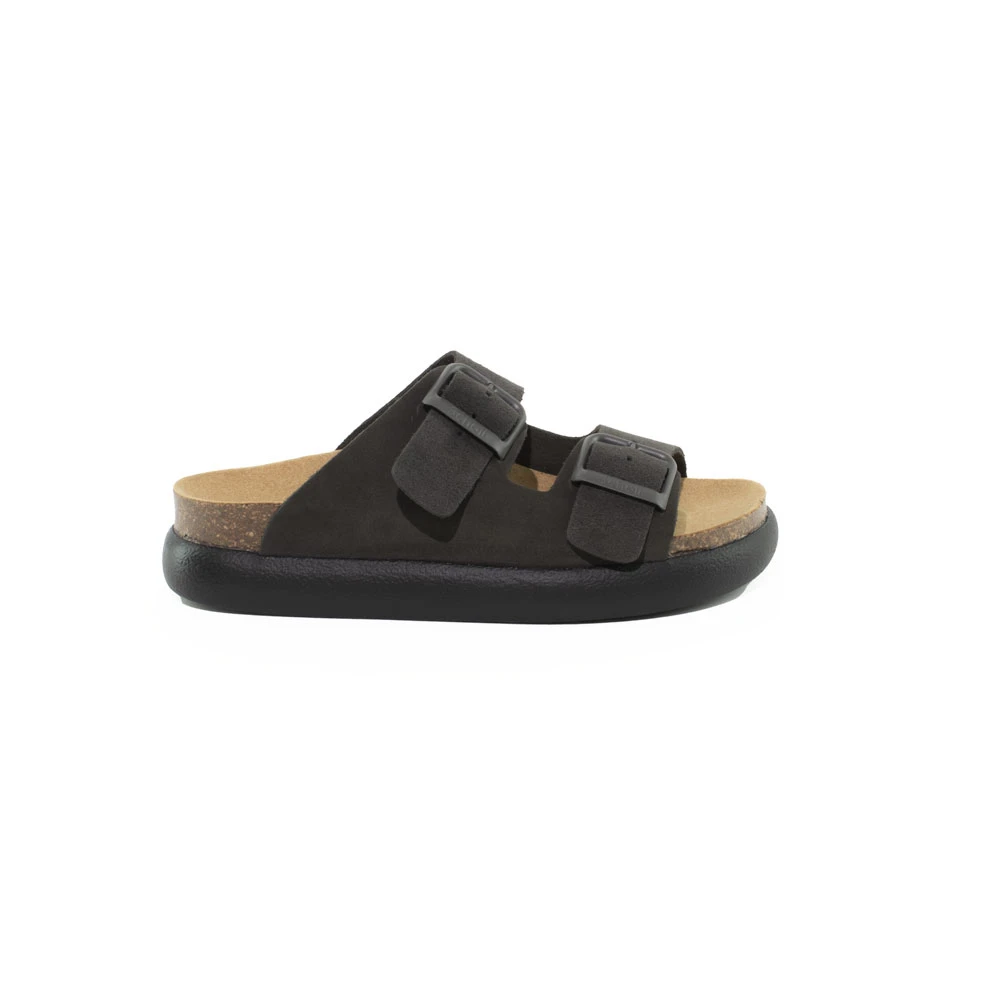 E24---scholl---NOELLE BLACKBLACK_1_P.JPG E24---scholl---NOELLE BLACKBLACK_1_P.JPG