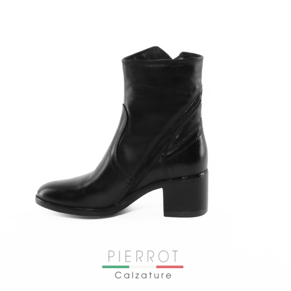 I24---mjus---L49203 101 NERONERO_3_P.JPG