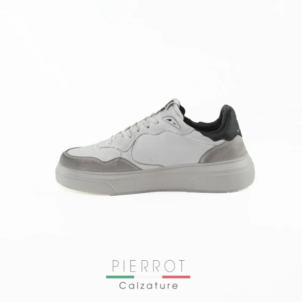 I24---john richmond---25318 CPCBIANCO_2_P.JPG