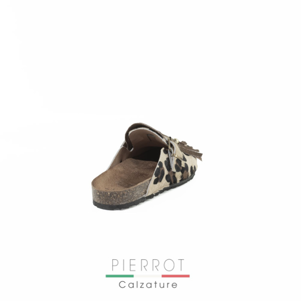 E25---ranye---SHAKIRA CAVALLINOCAVALLINO_3_P.JPG