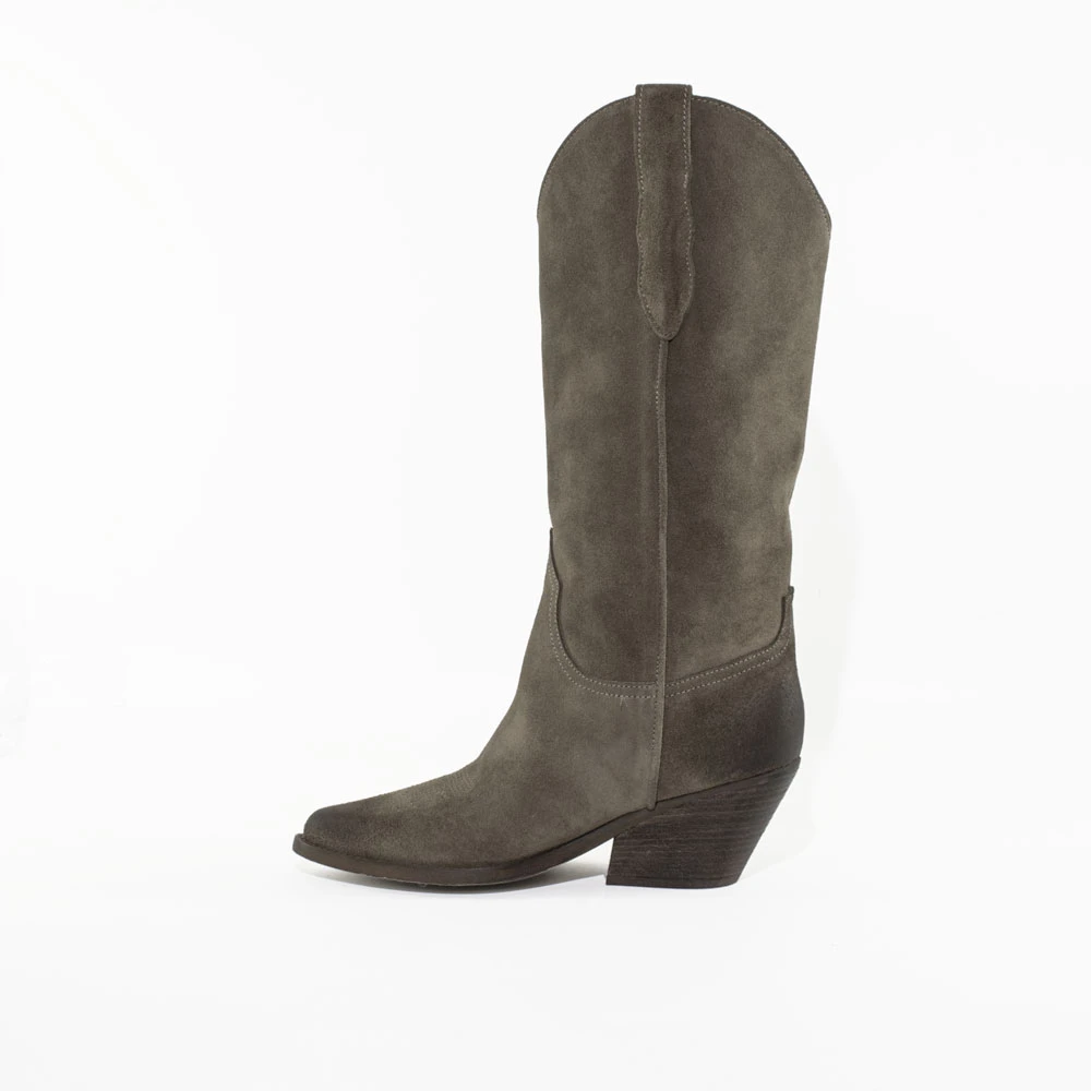 E25---pierrot---671R CASTOROCASTORO_3_P.JPG E25---pierrot---671R CASTOROCASTORO_3_P.JPG