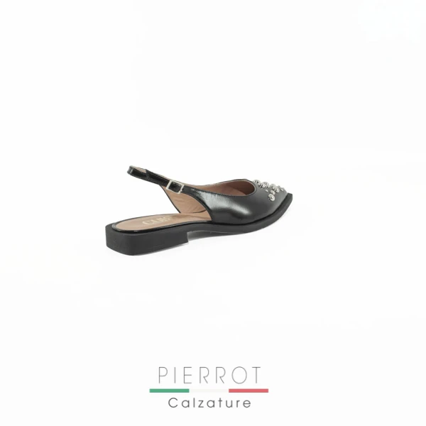 E25---pierrot---BETTY 04 NERO_2_P.JPG
