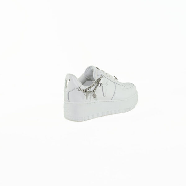 E25---windsor smith---RELEASE WHITEWHITE_2_P.JPG