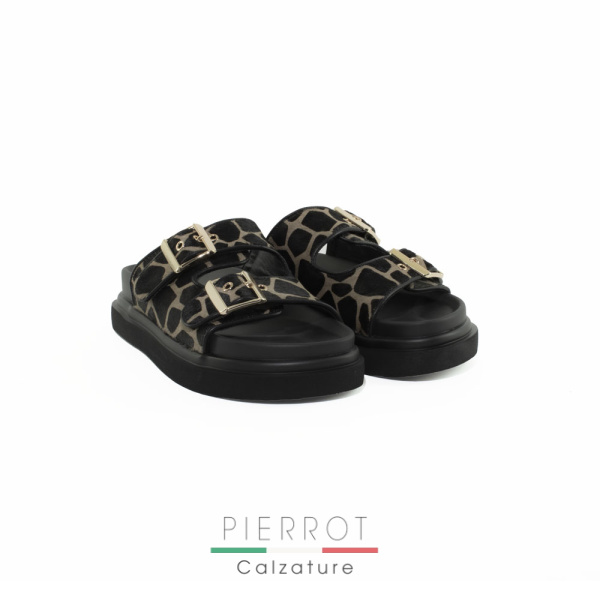 E25---exe---53023 2 BLAKBLACK.JPG