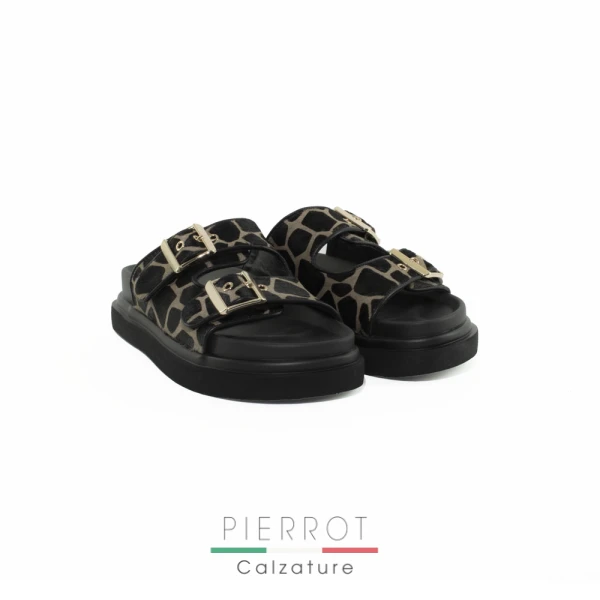 E25---exe---53023 2 BLAKBLACK.JPG