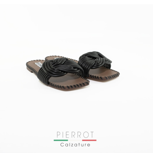 E25---steve madden---THEORIE NERONERO.JPG