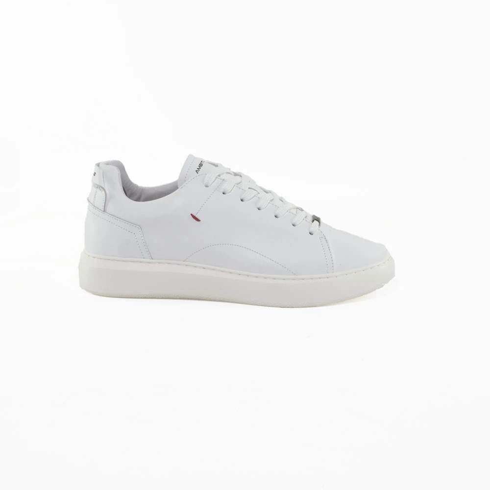 E25---ambitious---10443A 4838 BIANCO_1_P.JPG E25---ambitious---10443A 4838 BIANCO_1_P.JPG