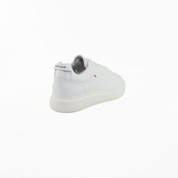 E25---ambitious---10443A 4838 BIANCO_2_P.JPG