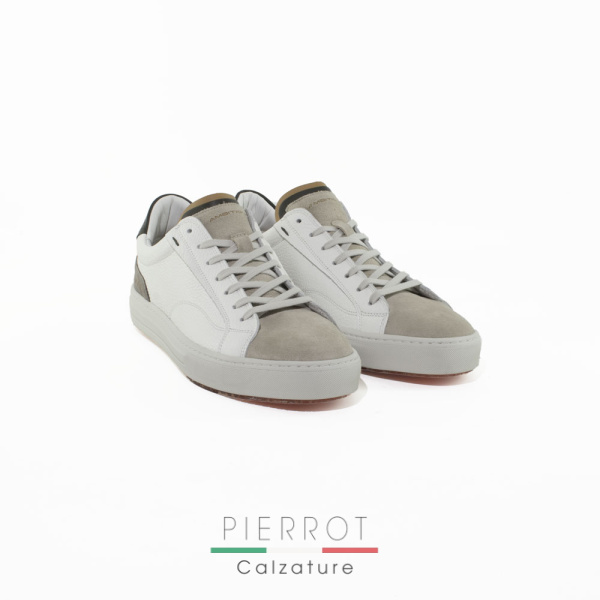 E25---ambitious---11218 3496BIANCO.JPG