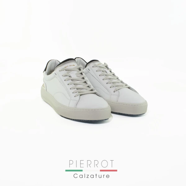 E25---ambitious---11218 6407BIANCO.JPG