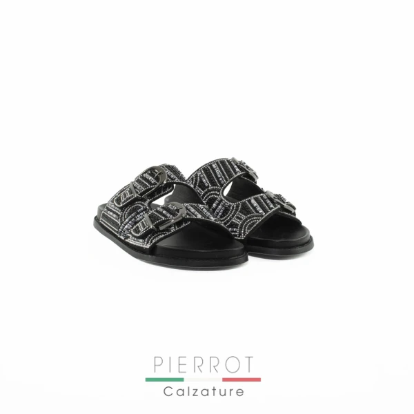E25---karisma---9332 NERONERO.JPG