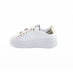 E25---gio+---PIA 324 A WHITEWHITE_2_P.JPG