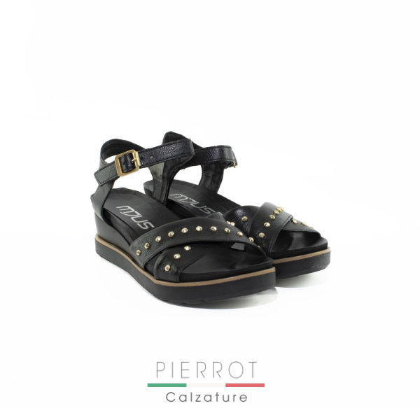 E25---mjus---L16008 BLACKBLACK.JPG