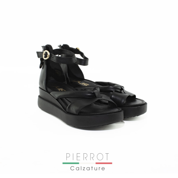 E25---mjus---T18018 BLACKBLACK.JPG
