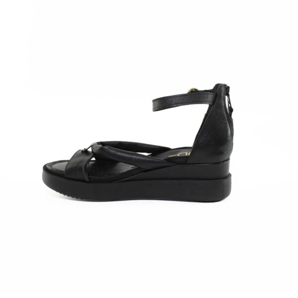 E25---mjus---T18018 BLACKBLACK_3_P.JPG