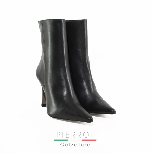 I25---angel alarcon---LAMIA NERONERO.JPG