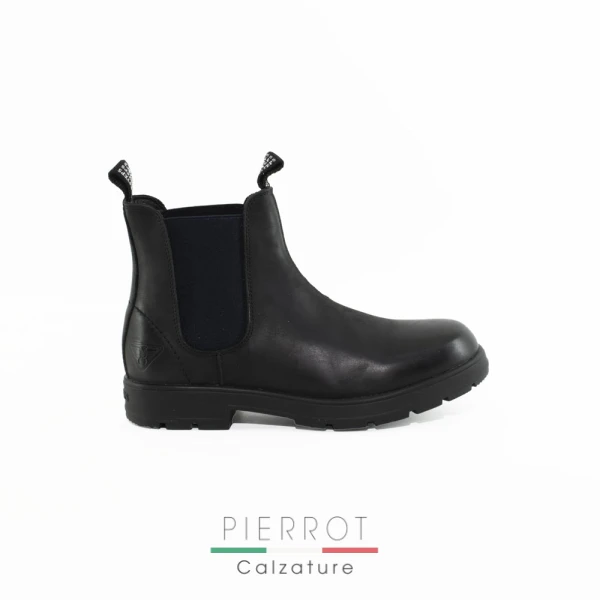 I25---docksteps---JASPER130206BLACK_1_P.JPG