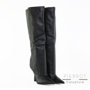 I25---steve madden---VILLAH BLACKNERO.JPG