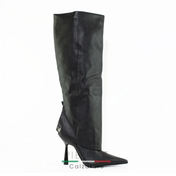 I25---steve madden---VILLAH BLACKNERO_1_P.JPG