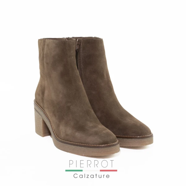 I25---ape---2626 BROWNBROWN.JPG