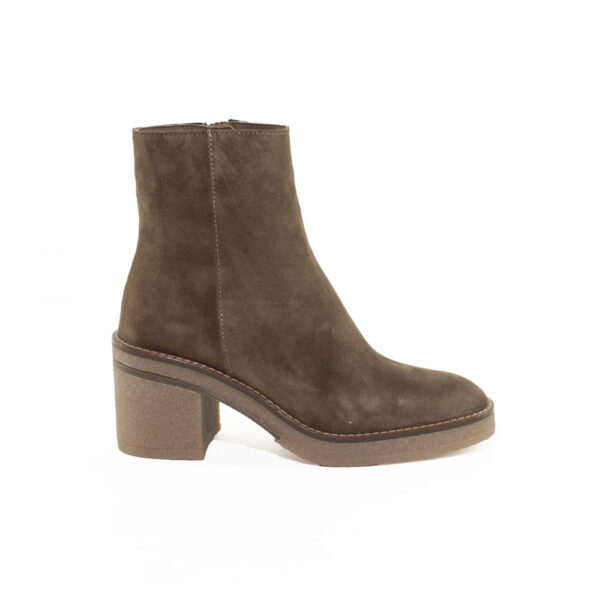 I25---ape---2626 BROWNBROWN_1_P.JPG