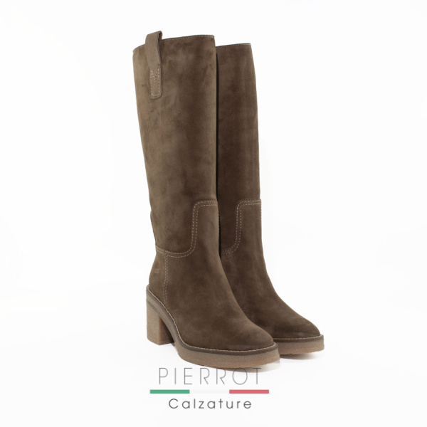 I25---ape---5456 BROWNBROWN.JPG