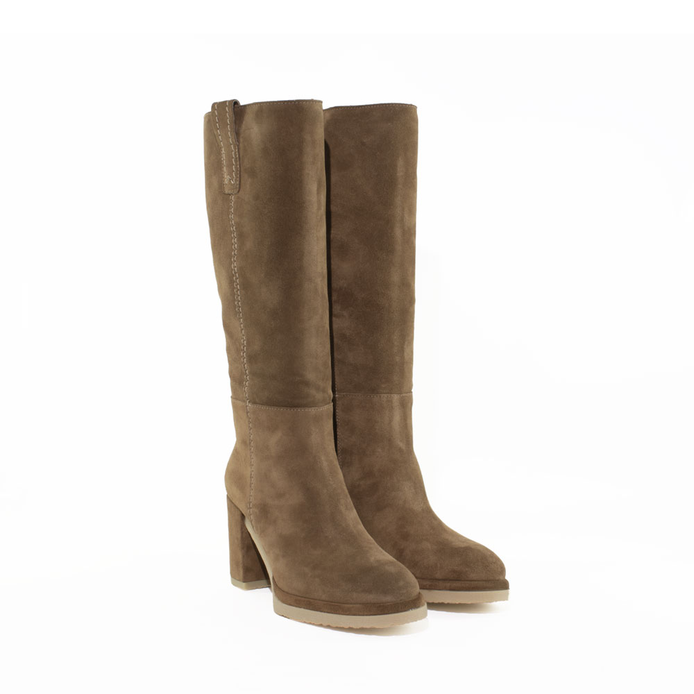 I25---ape---5514 CUEROCUERO.JPG I25---ape---5514 CUEROCUERO.JPG