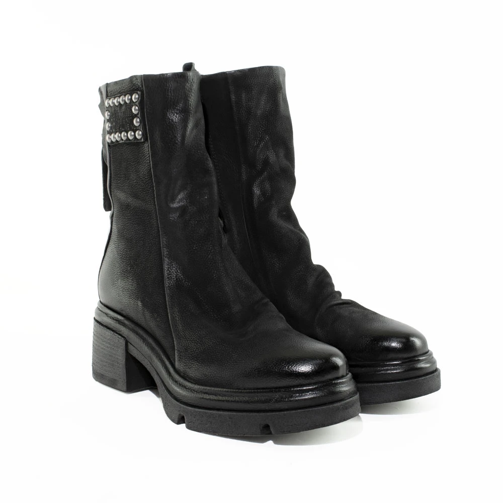 I25---as 98---A89227 NERONERO.JPG I25---as 98---A89227 NERONERO.JPG