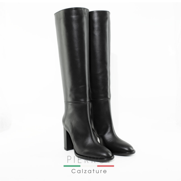 I25---bianca di---R2461 NERONERO.JPG