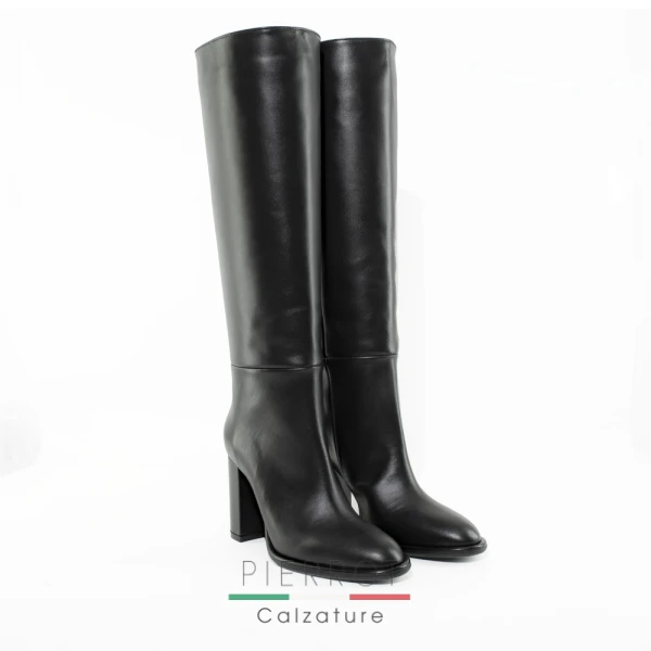 I25---bianca di---R2461 NERONERO.JPG