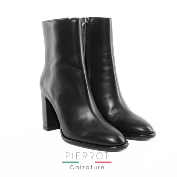 I25---bianca di---R2462 NERONERO.JPG