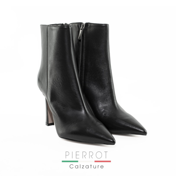 I25---bianca di---R915 N NERONERO.JPG