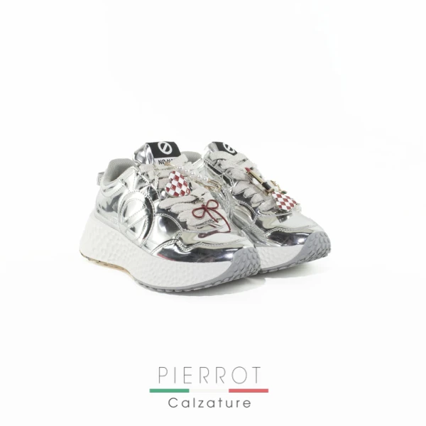 I25---no name---JOGGER W SDE SILVERSILVER.JPG