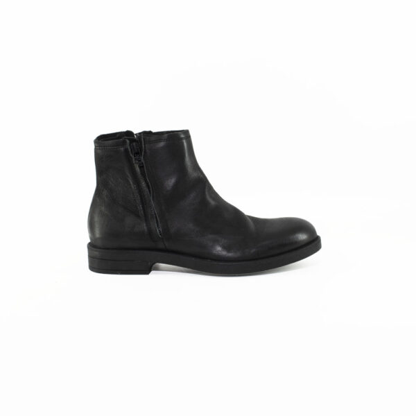 I25---pawelk's---24209 NERONERO_1_P.JPG