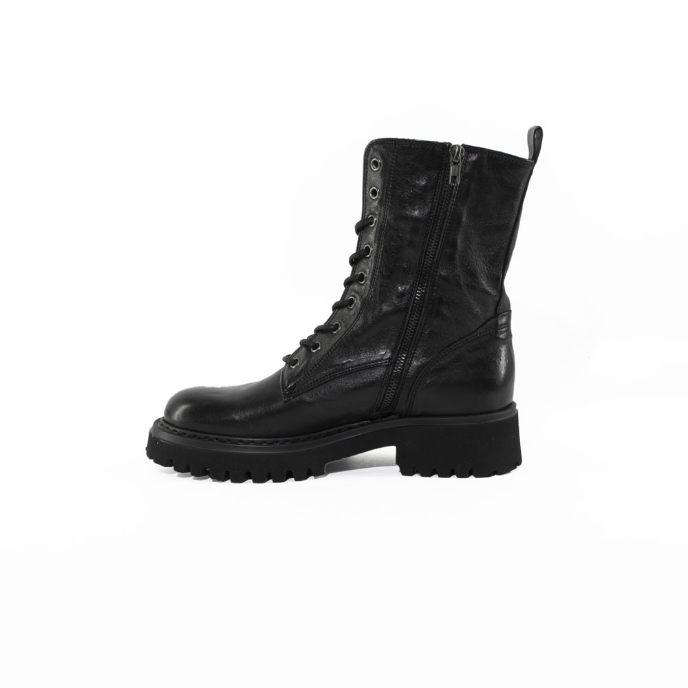 I25---pawelk's---W1000 NERONERO_3_P.JPG I25---pawelk's---W1000 NERONERO_3_P.JPG