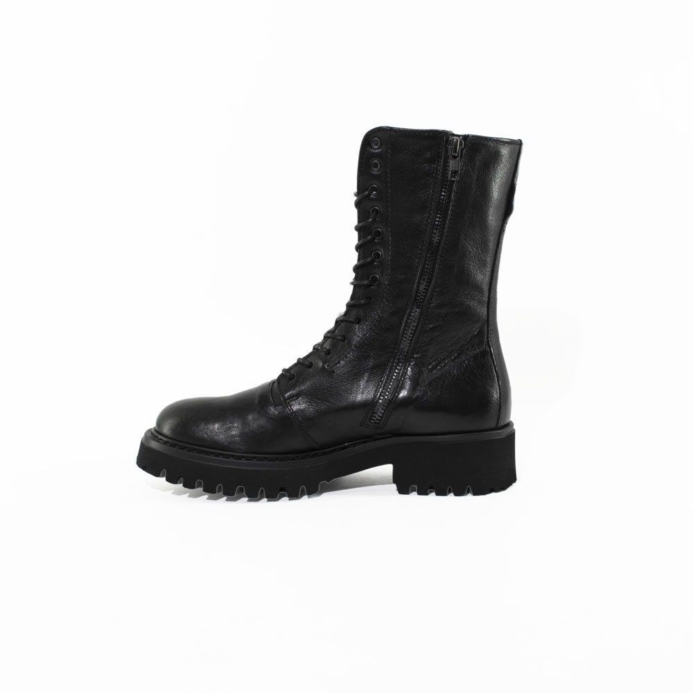 I25---pawelk's---W1122 NERONERO_3_P.JPG I25---pawelk's---W1122 NERONERO_3_P.JPG