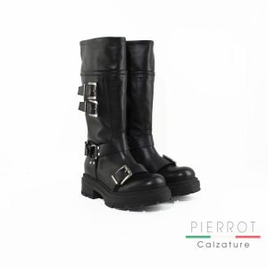 I25---pierrot---K805 NERONERO.JPG