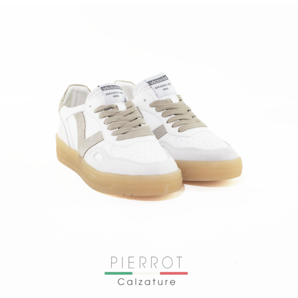 E26---victoria---1257129 D HIELOHIELO.JPG