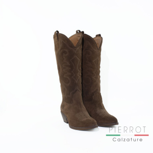 E26---ranye---JENNIFER R MARRONEMARRONE.JPG