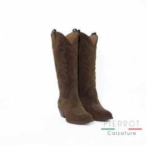 E26---ranye---JENNIFER R MARRONEMARRONE.JPG