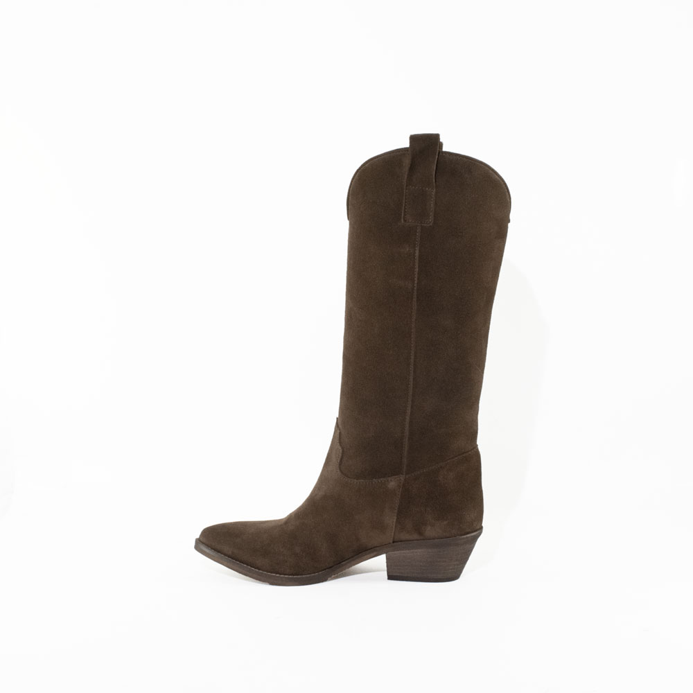 E26---ranye---JENNIFER MARRONEMARRONE_2_P.JPG E26---ranye---JENNIFER MARRONEMARRONE_2_P.JPG